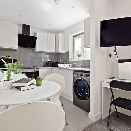 South Harrow Apartment Londra Dış mekan fotoğraf